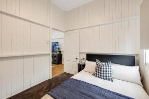 Bondi Cottage on Queens Park!