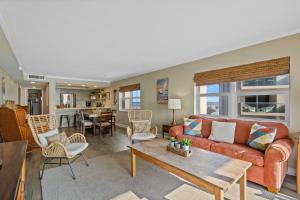 Regency Towers Unit 701W