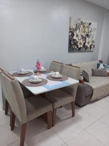 Perto do aeroporto, estádio Mangueirão, c2 vagas.