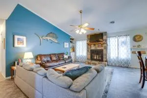 Pet-Friendly Wilmington Home with Fenced Yard! - Myrtle Grove