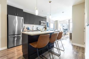 Private 2BR Apt Seaport Disctrict