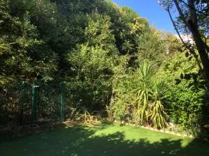 Appartement dans quartier calme avec petit jardin - 旺达尔格