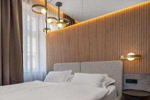 Monamel Luxury Suites