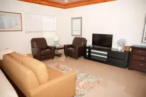 Tangerine Sunsets Satsuma One - Stapleton Gardens