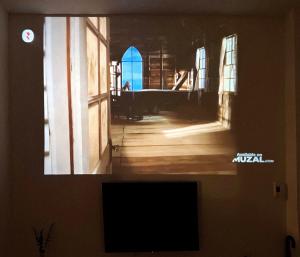 Cozy Modern Place with Projector - Near PINK CHURCH