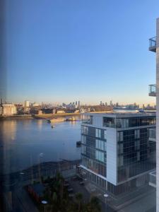 River view spacious apartment