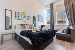 Monopoly Suite - Luxurious High-Tech Bright & Spacious Central Flat