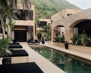 The Casa Saint George Hotel