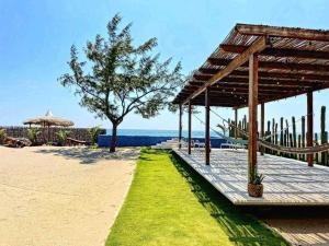 Punta Conejo Casa Cielo frente a la playa