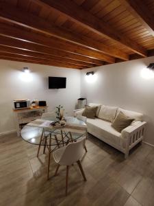 Rincon de Luna, Cabañas