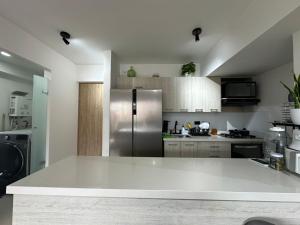 apartamento familiar de 3 habitaciones por meses