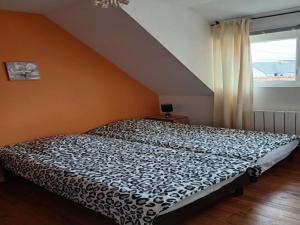 Maisons de vacances Holiday Home in Brehal near Sandy Beach : photos des chambres