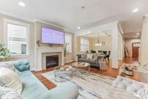 5BR Home with Backyard - Perfect for Family and Work Crews - 比弗顿