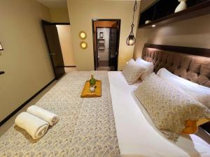 Ecuabook OmniHospital Torre Sol 702