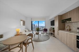Upscale 1BR in DTW Miami with City Views