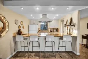 PD Resorter 2BR with Golf course views - Palm Desert Country