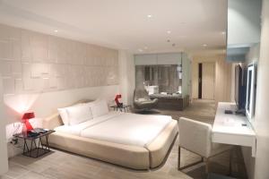 City Park Hotel Residences