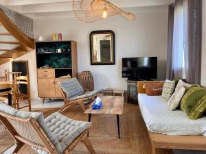 Maisons de vacances Charmante maison proche plage a Groix, 2 chambres - FR-1-813-3 : photos des chambres