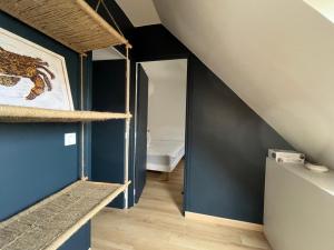 Maisons de vacances Charmante maison proche plage a Groix, 2 chambres - FR-1-813-3 : photos des chambres