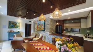 The Yen Ocean Villa - Private An Bang Beach Villa