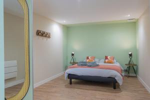 Maisons de vacances Magnum 80 Terrasse & Climatisation - 6 personnes - BnB Epernay : photos des chambres