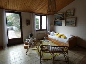 Maisons de vacances Maison retro proche foret et plage - Animaux admis - FR-1-540-314 : photos des chambres
