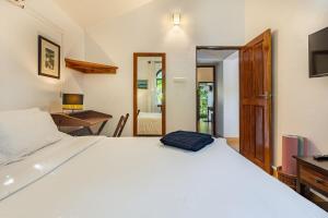 Riverview Villa On the River! Boutique Paradise Vacation