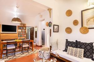 Riverview Villa On the River! Boutique Paradise Vacation