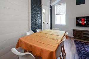 Spacious 8BR-4BA Group HQ Patio&Games Soulard