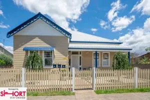 Paddington Villa 3 Close to town, Free Wi-fi, Netflix - Millthorpe