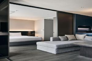 Phòng Premier Có Giường Cỡ King (Premier King Room)