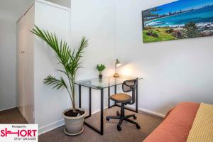 One-Bedroom Apartment on Summer