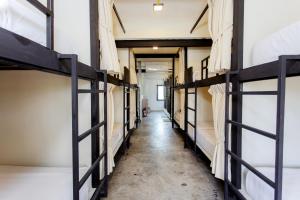 Nomad Plus Life Hostel Pattaya