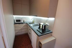 Studio Paris near Invalides Unesco Eiffel Tower Montparnasse