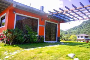 Casa Elalto Panamá - Cabaña de Montaña En San Carlos Panamá