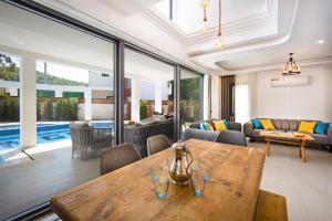 Hisar Prestige E - 4 Bedroom Private Villa in Popular Hisaronu