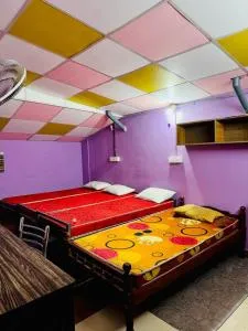 Tharavad Ladies Only Home - Elūr