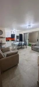 Pleasant F4 at Vaihiapa, Papeete, AC, high speed internet - 帕皮提