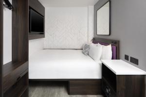Efficient Double Room room in The East London Hotel