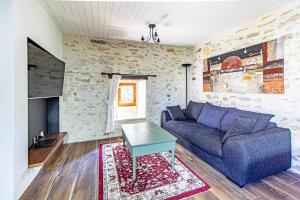 La Gaillardenque Gîtes - Farmhouse and Gîte