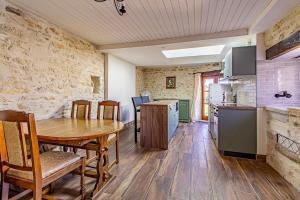 Maisons de vacances La Gaillardenque Gites - Farmhouse and Gite : photos des chambres