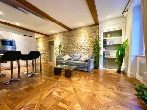 Appartements BnGo I Luxe & Confort I Lyon centre, 4 personnes, toilette separe, Place des terreaux : photos des chambres