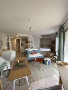 Studio LA ROCHELLE - LR740-001