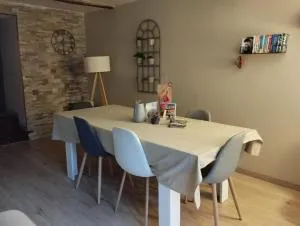 La maison de Marie, cosy et spacieuse - 3 chambres dont une climatisée - Relevant