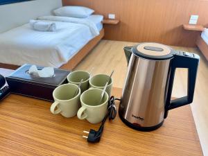 AVALAN PhayaThai airport link