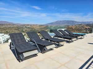 Penthouse with extensive terraces and a Private Plunge Pool