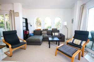 Three bedroom apartment La Mairena Elviria