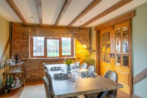 Meadow View, Paston