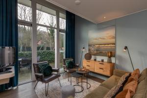 Welcome in - WoesteHoeve Sfeervol Vakantiehuisje in Zeeland aan Zee, Dicht bij Strand & Natuur