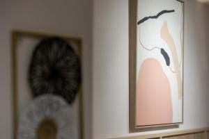 Vouliagmeni Square Resort